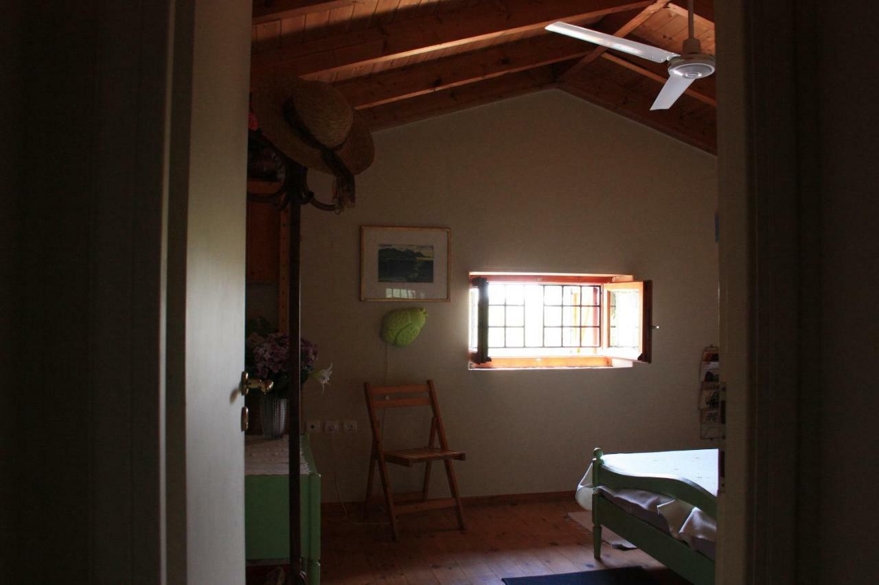 Mercouri Stone Cottage Korakochori Bagian luar foto